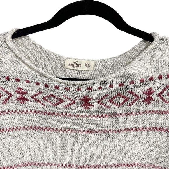 Hollister, gray and burgundy cropped lightweight sweater, medium/large - Picture 2 of 5